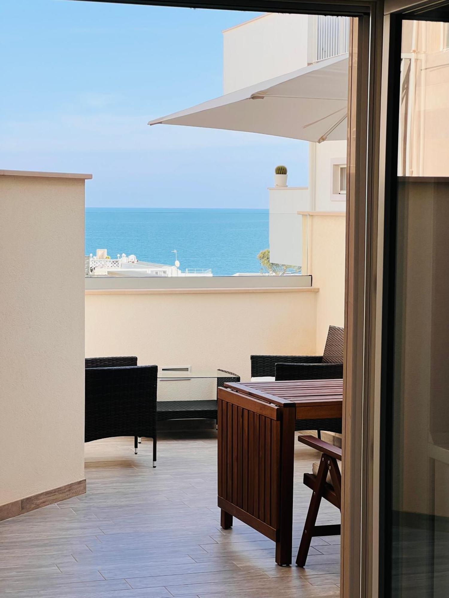 Orange Dream Hotell Polignano a Mare Exteriör bild